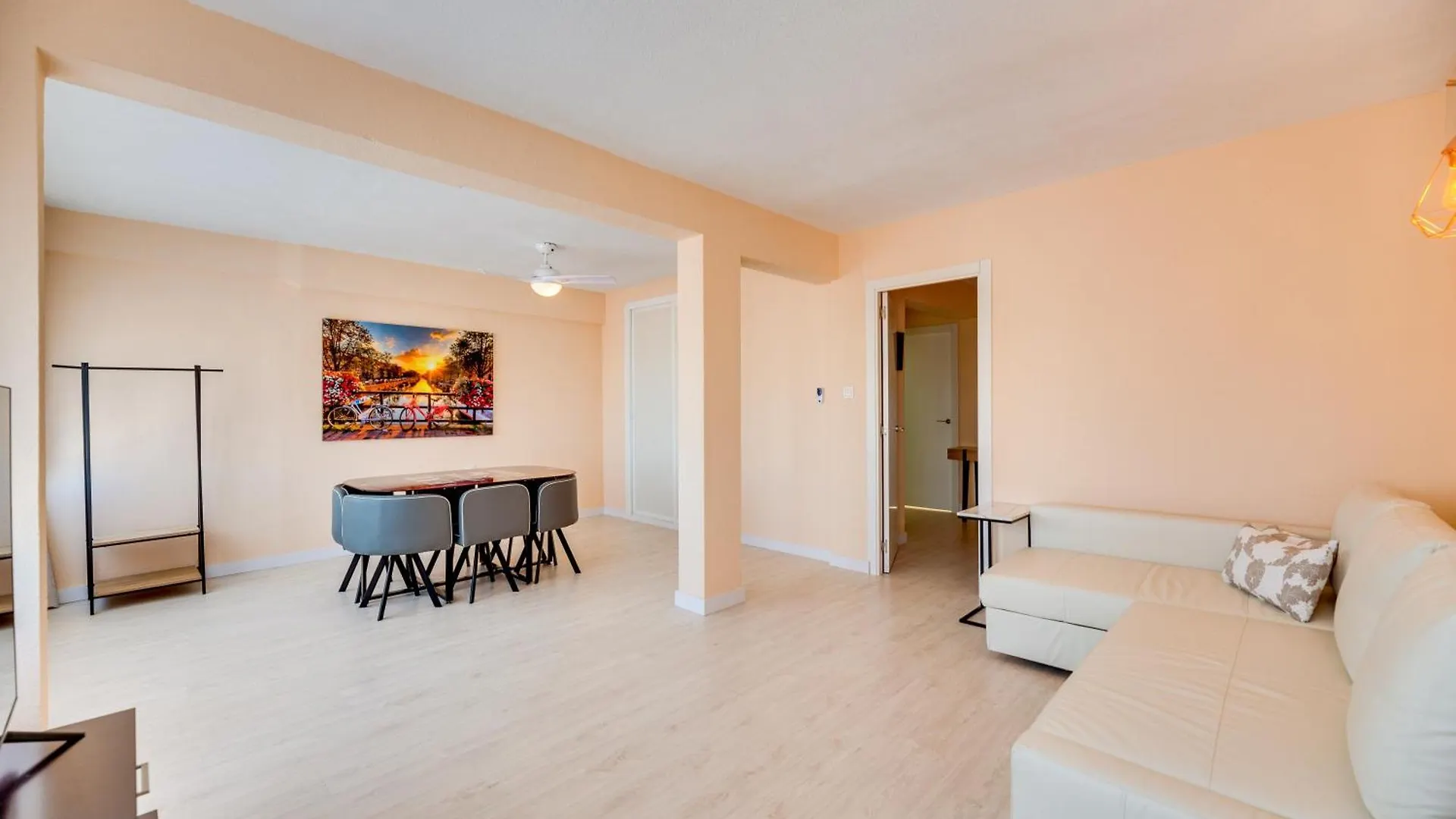 Flamingo 1 Bdr Beach 200 Meters Always Happy Benalmadena Apartment
